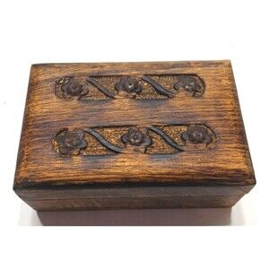 Folk Art Wooden Rusted Metal Flower Design Hinged Jewelry Trinket Stash Box